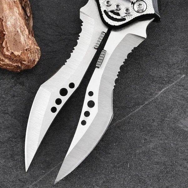 Double Blade Knife
