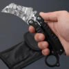 Flipping Karambit
