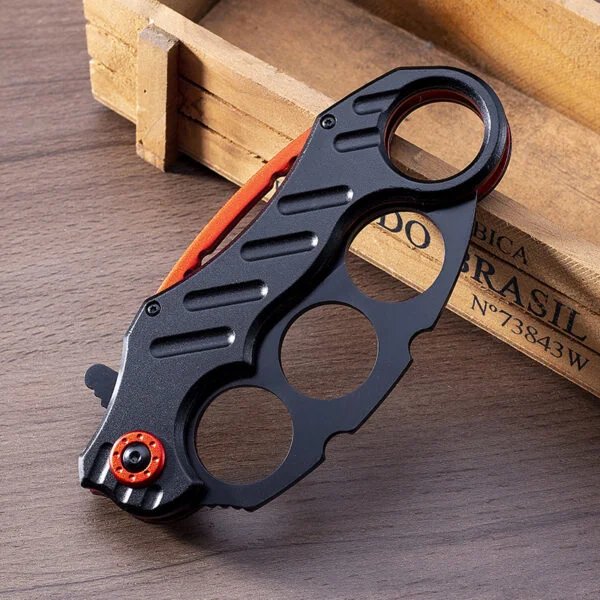 Folding Knuckle Knife