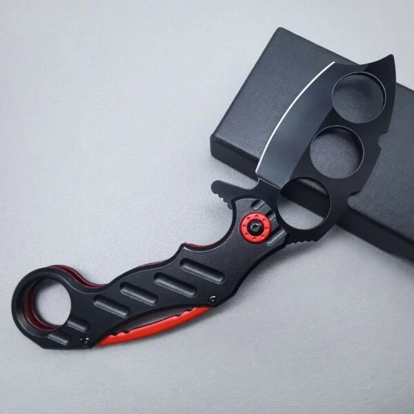 Folding Knuckle Knife