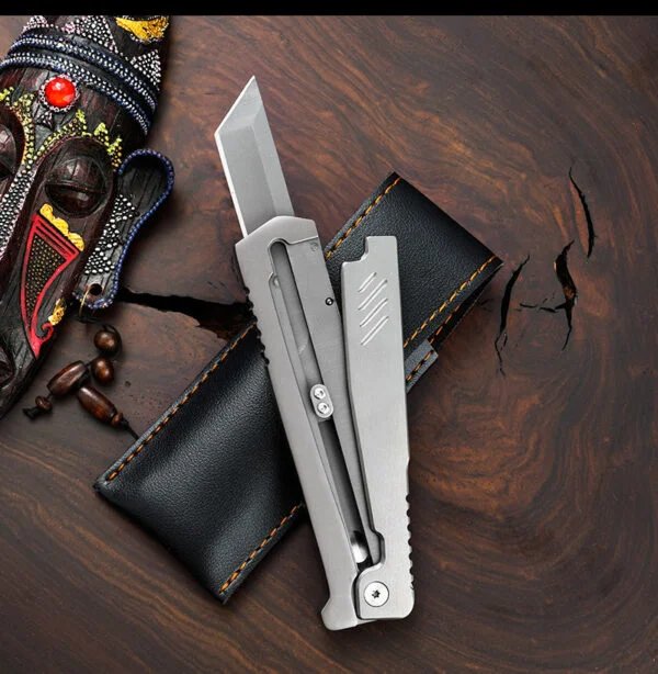 Gravity Knife