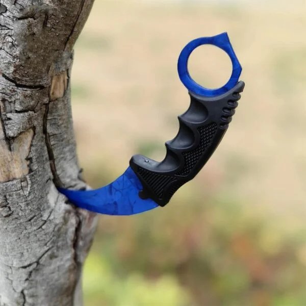 Karambit ✩ | Blue Doppler