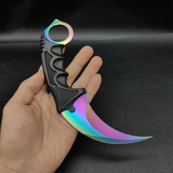Karambit ✩ | Fade Blue