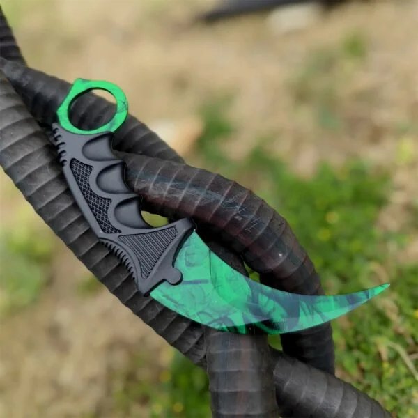Karambit ✩ | Green Doppler