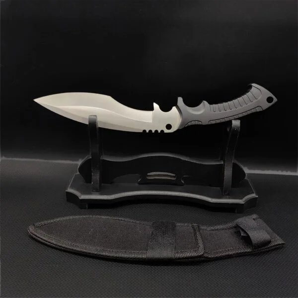 Kukri Knife ✩ | Skins