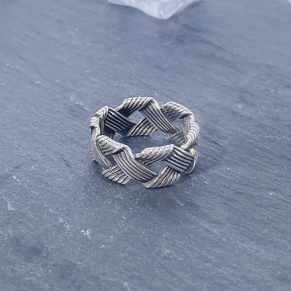Cross Ring