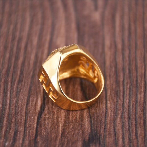 Medusa Ring