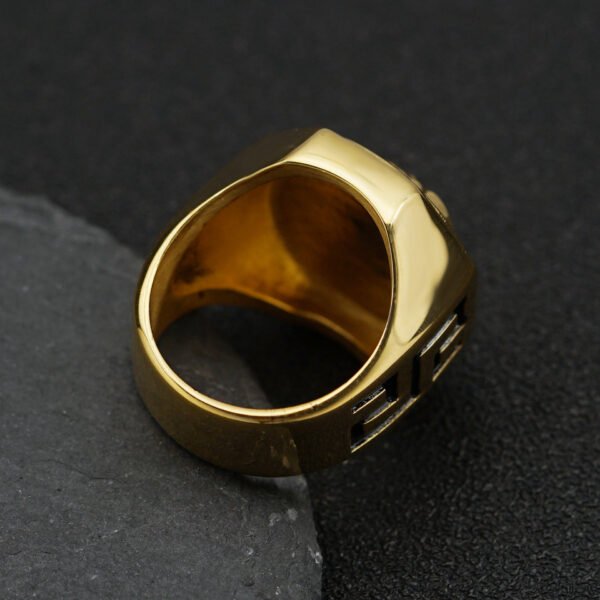 Medusa Ring