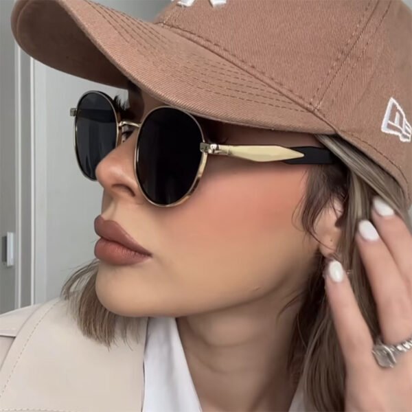 Street-Style Sunglasses