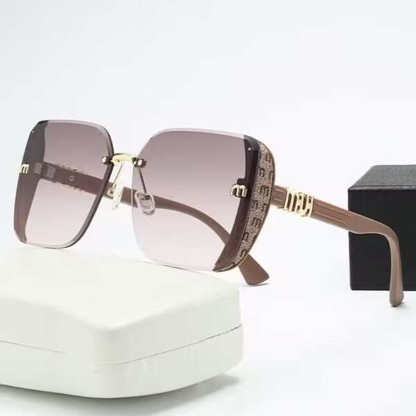 Polygonal Frame Sunglasses